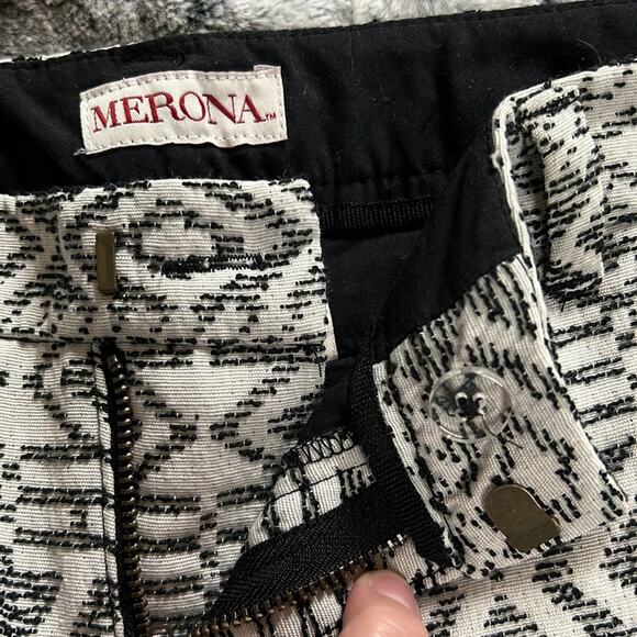 Merona Women's Chino Shorts Size 4 White Black Textured 3" Inseam Low Rise - Picture 4 of 7